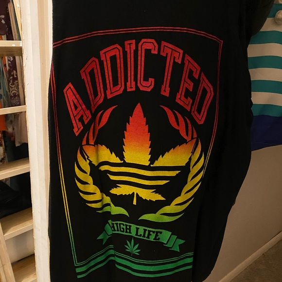 Mens XL Shaka Tank Top (Addicted-High Life) marijuana leaf graphic - Picture 2 of 3